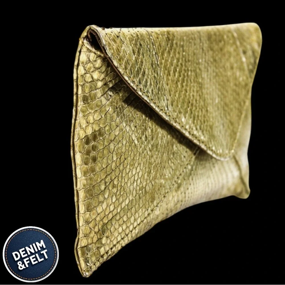 Michael Kors Womens Gold Embossed Reptile Skin Envelope Clutch Bag/Crossbody 🐍 - Picture 11 of 14